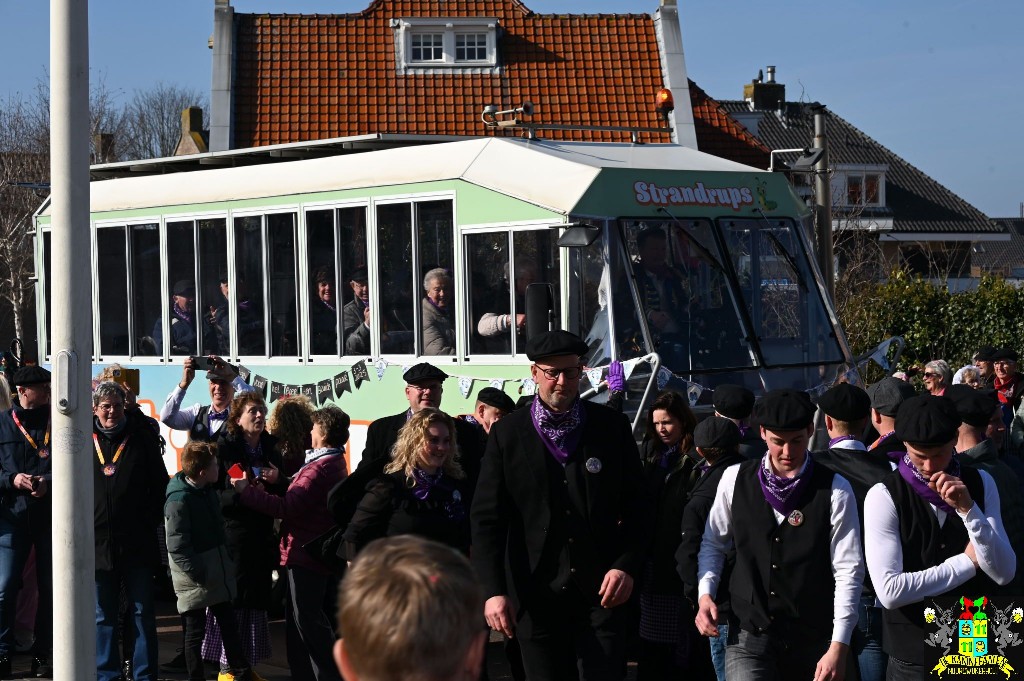../Images/Boerenbruiloft gemeentehuis 2025 036.jpg